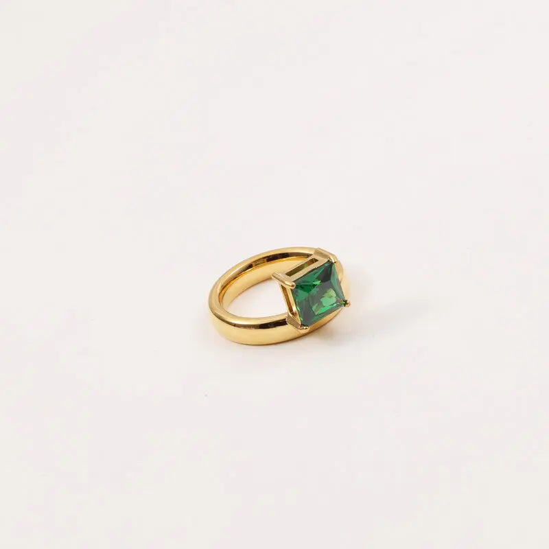 Regal Radiance Emerald Ring